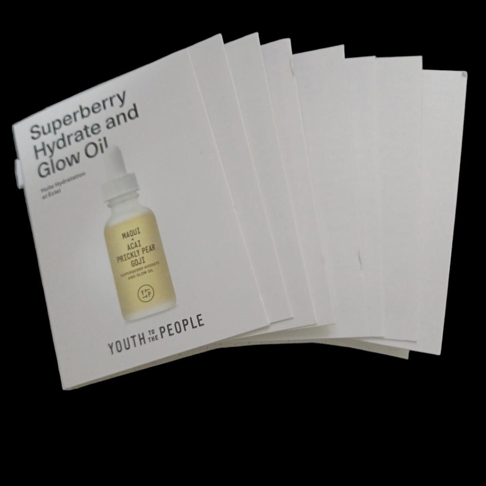 YTTP Superberry Hydrate and Glow Oil Sample
